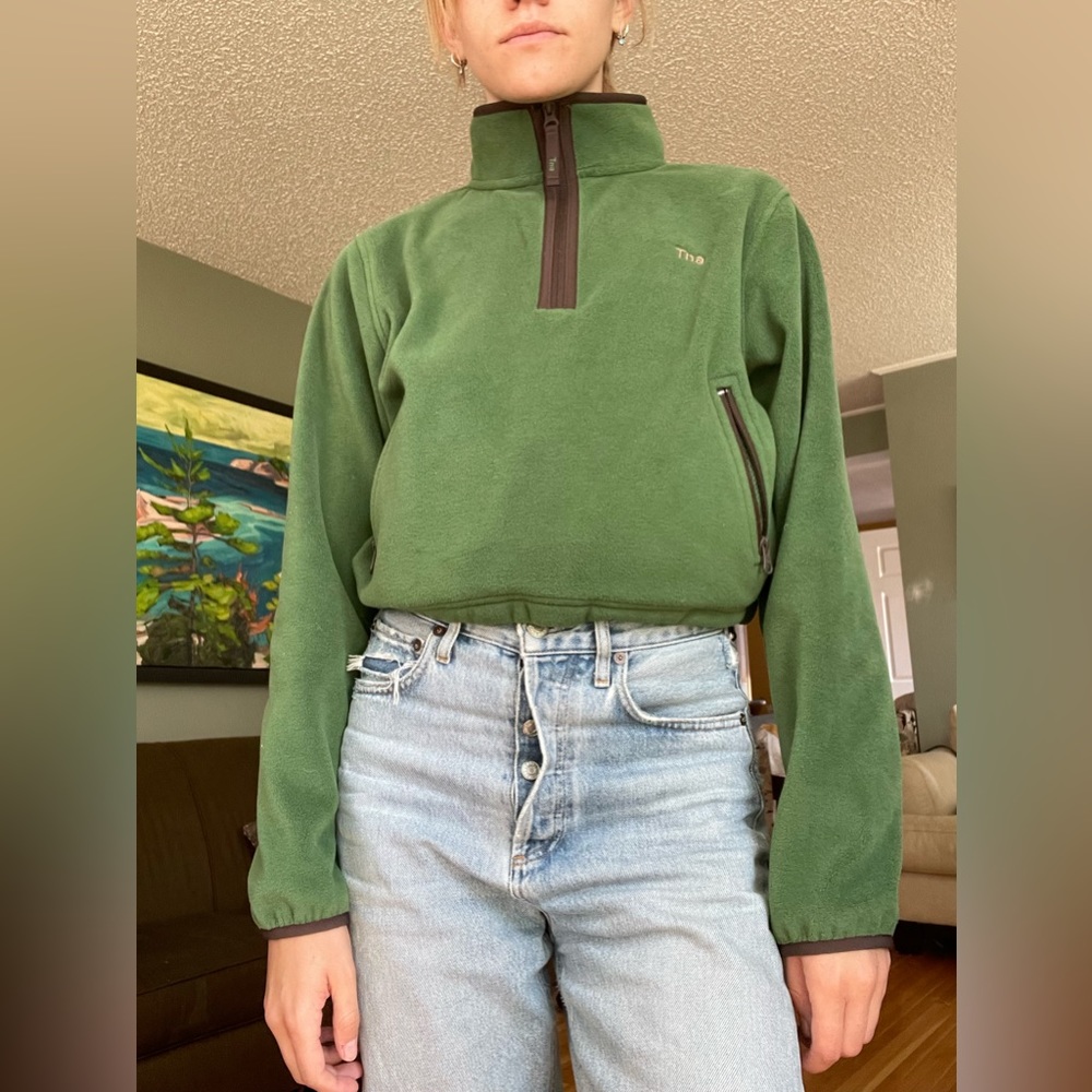 TNA polar fleece cropped